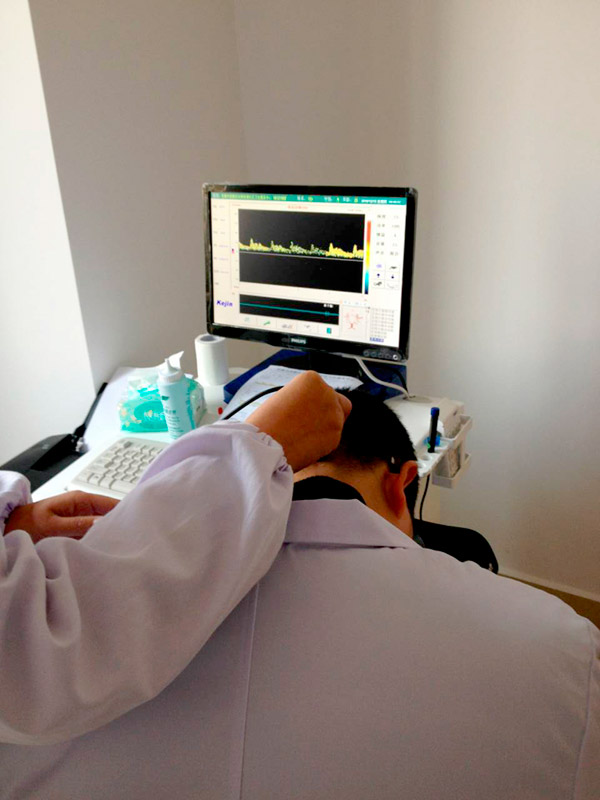 普通臺式TCD儀.jpg 普通臺式TCD儀.jpg